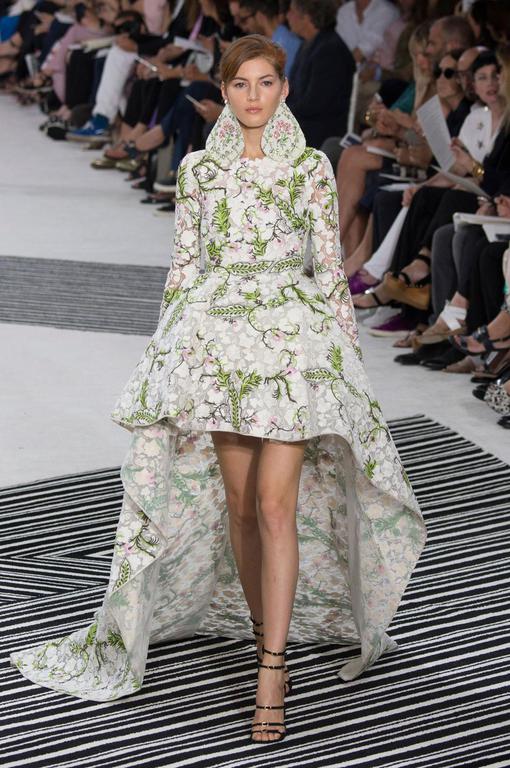 les-robes-haute-couture-automne-hiver-2015-2016-les-plus-spectaculaires 6